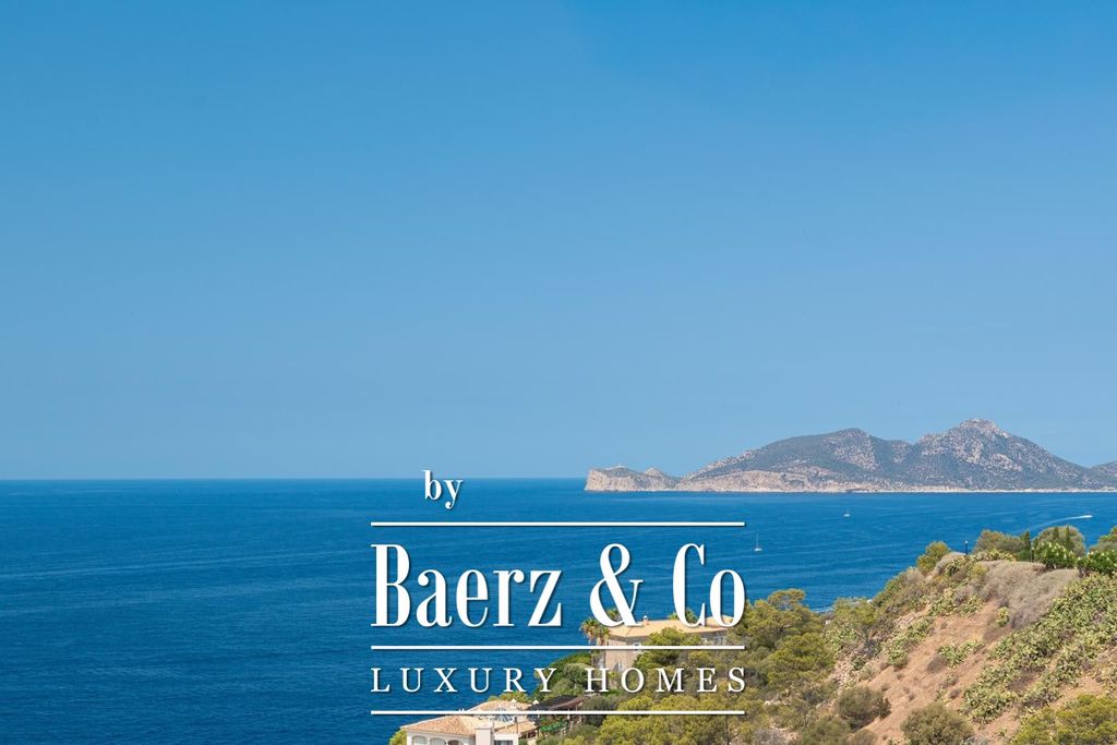 Property photo 2 of 23