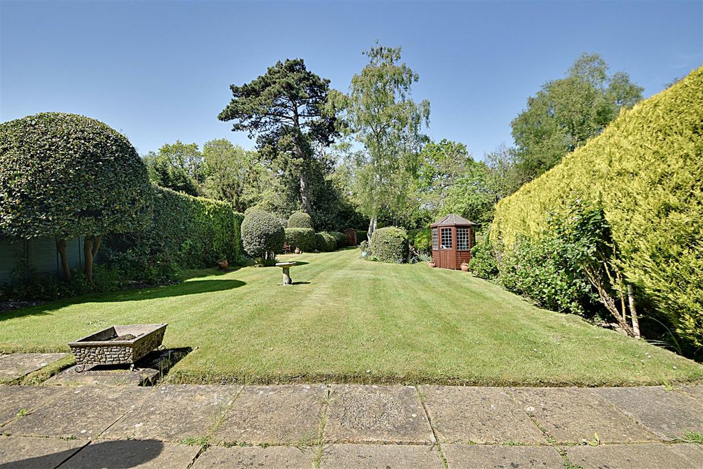Property photo 3 of 29