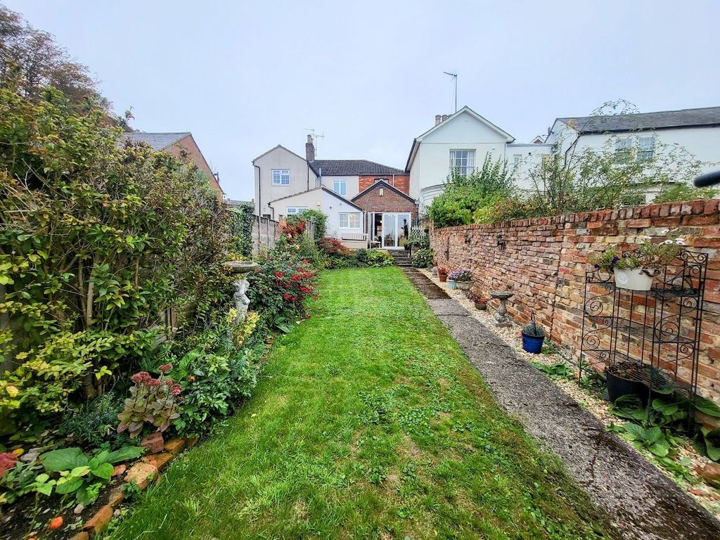 Property photo 2 of 23