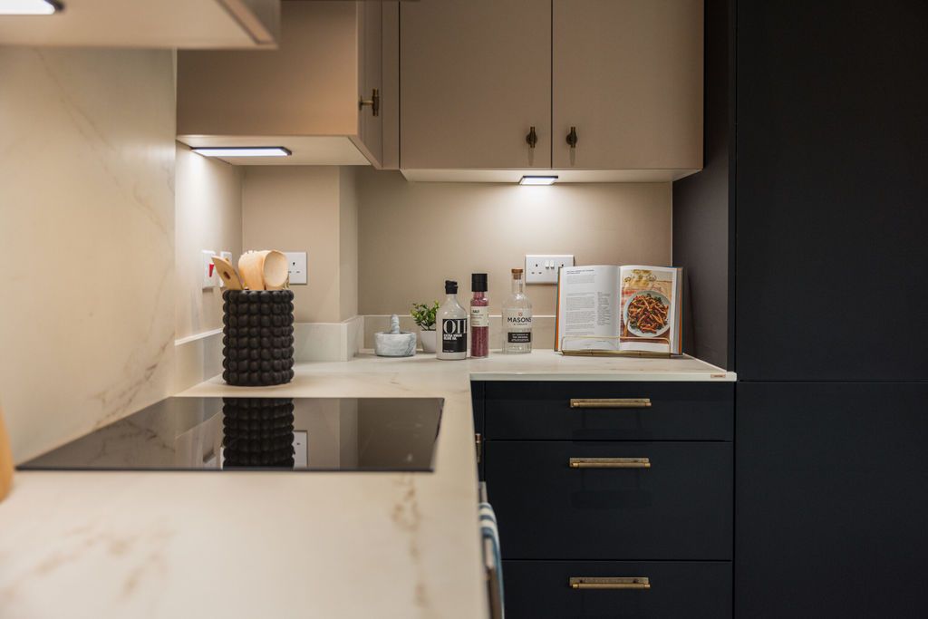 Property photo 3 of 8 Photo 8