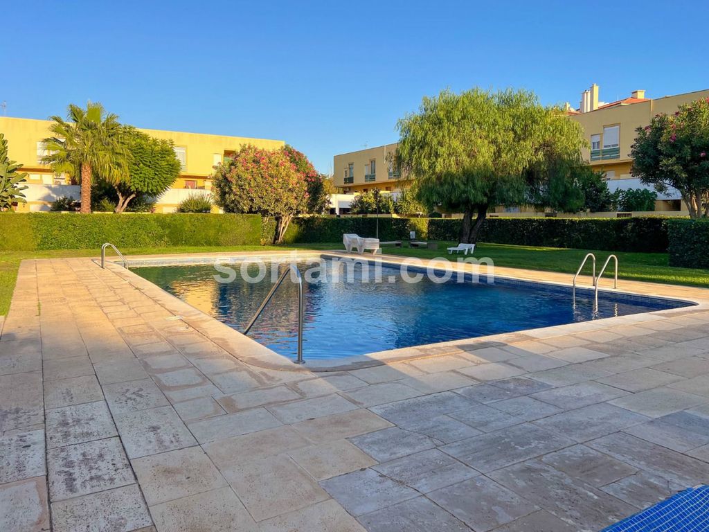 Property photo 1 of 28