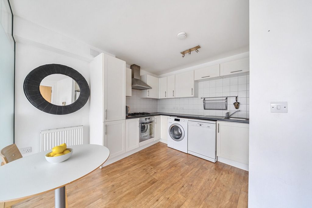 Property photo 3 of 6 Picture No. 09