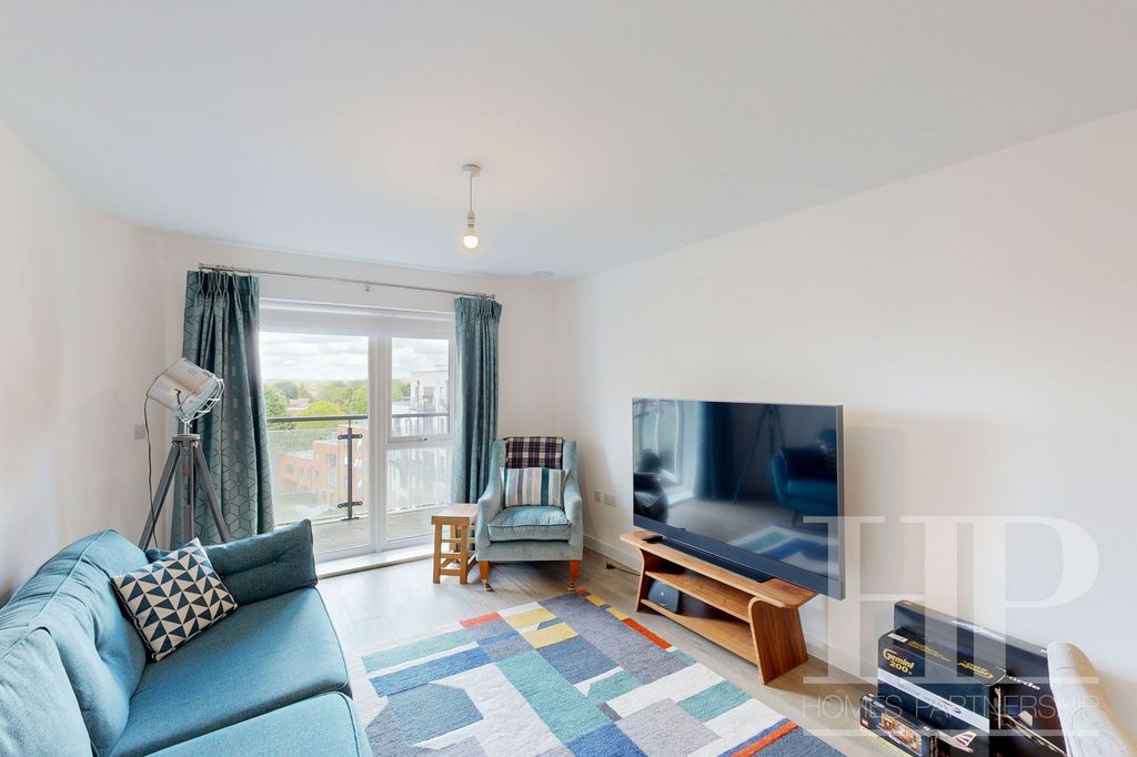 Property photo 2 of 12