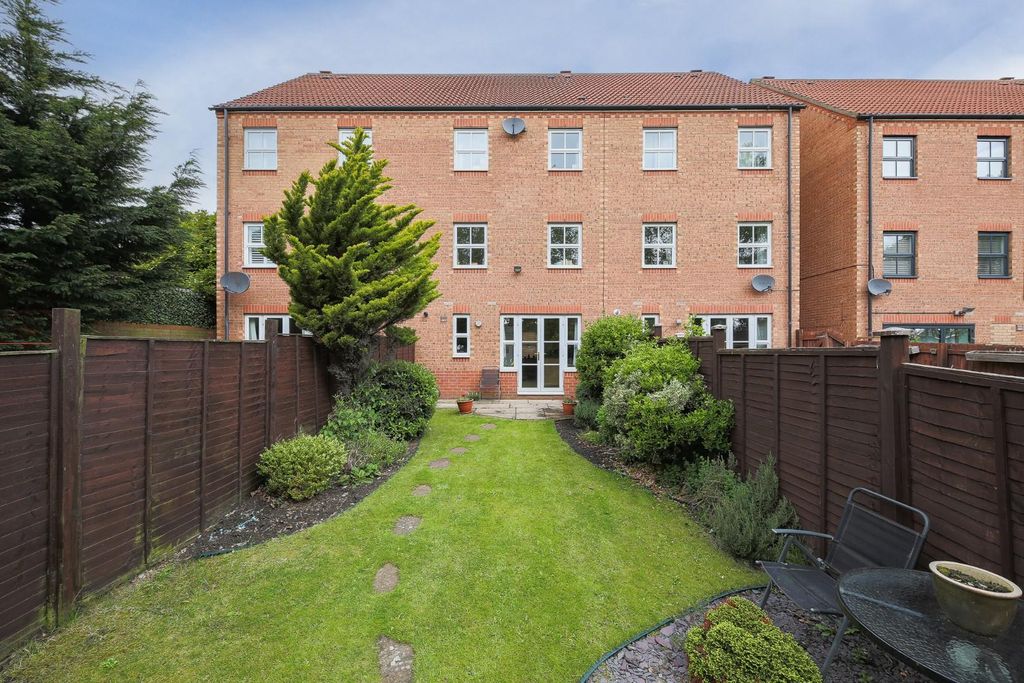 Property photo 1 of 23 External Rear