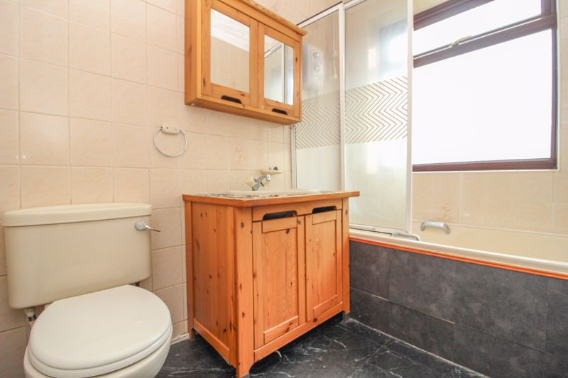 Property photo 2 of 9 Photo 1