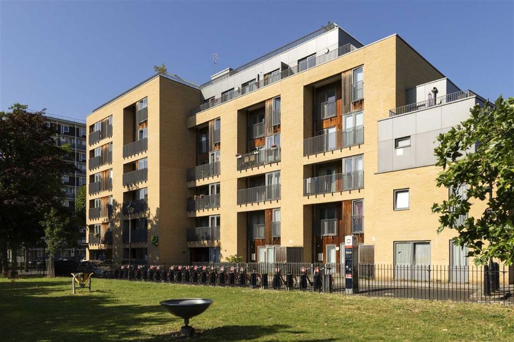 Property photo 1 of 6