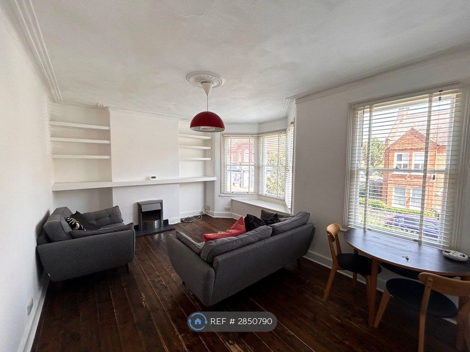 Property photo 2 of 21