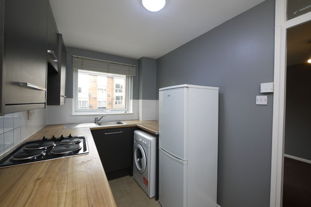 Property photo 2 of 13 2714553
