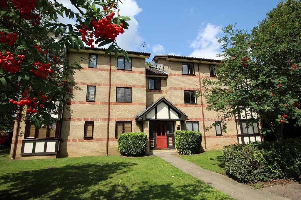 Property photo 1 of 6 5 Woodlamd.Jpg