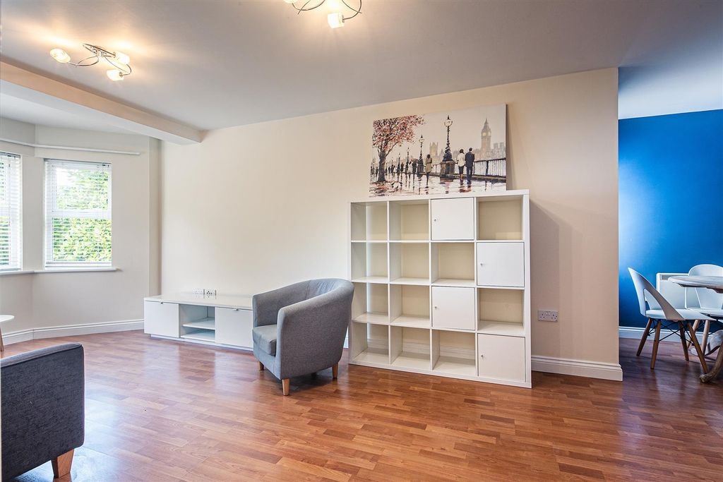 Property photo 3 of 15 Living Room Area