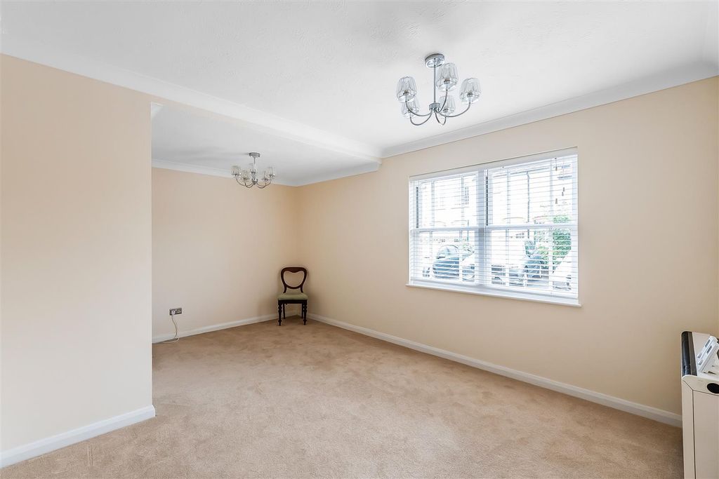 Property photo 2 of 10 Flat-5-Norfolk-Mews-4.Jpg