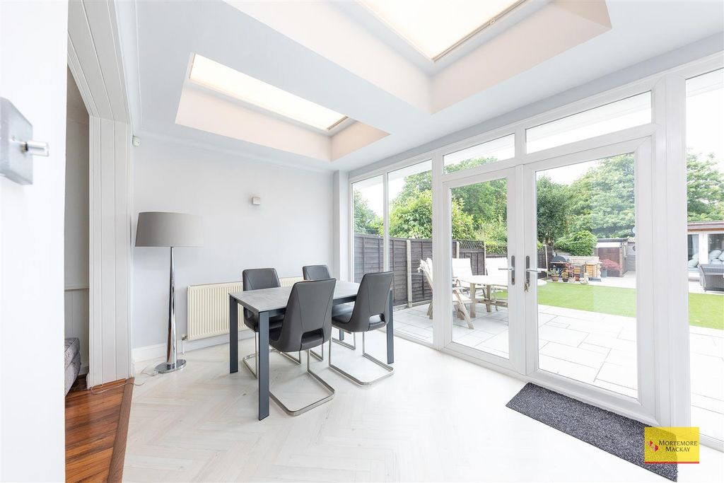 Property photo 1 of 33 008.Jpg