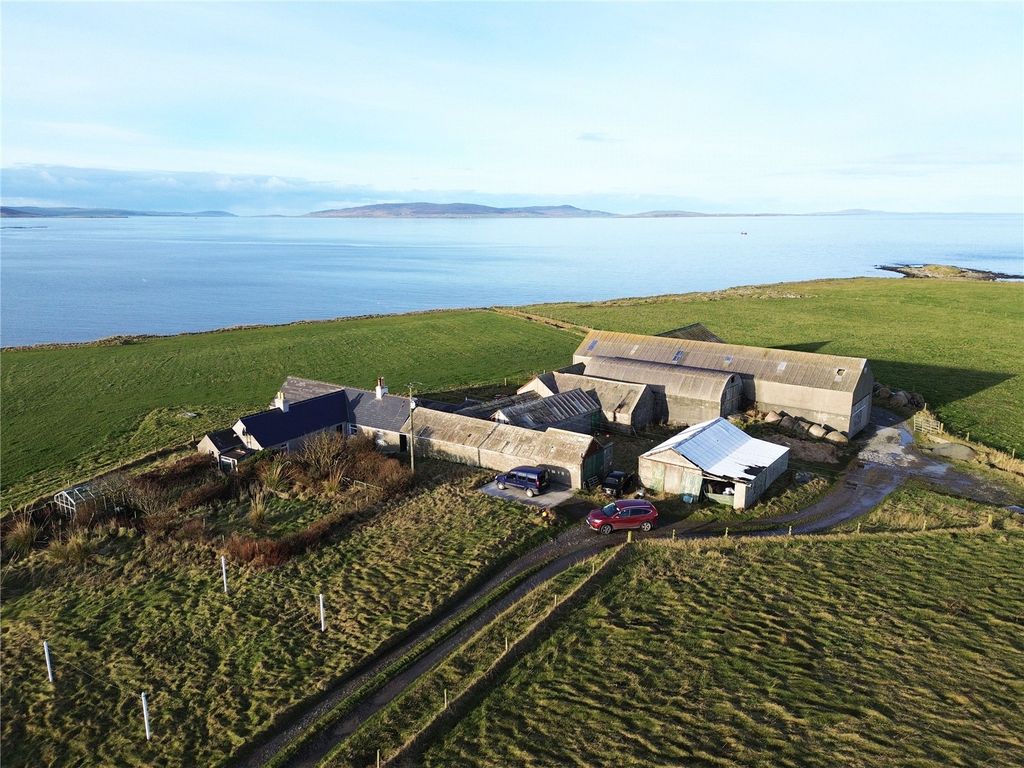 Property photo 2 of 9 Aerial (1)