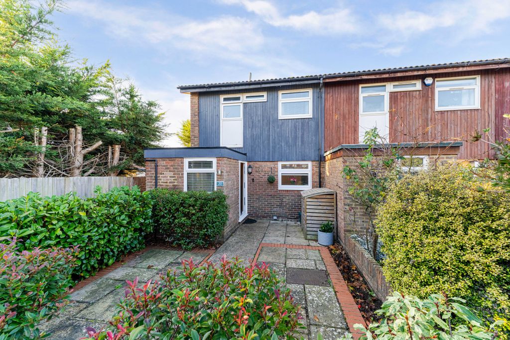 Property photo 3 of 21