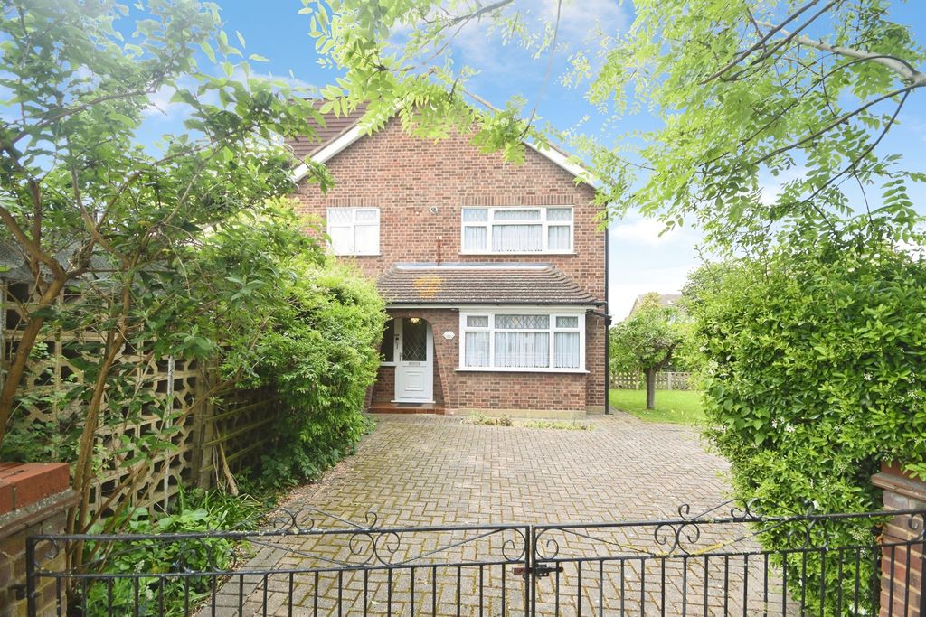 Property photo 1 of 33