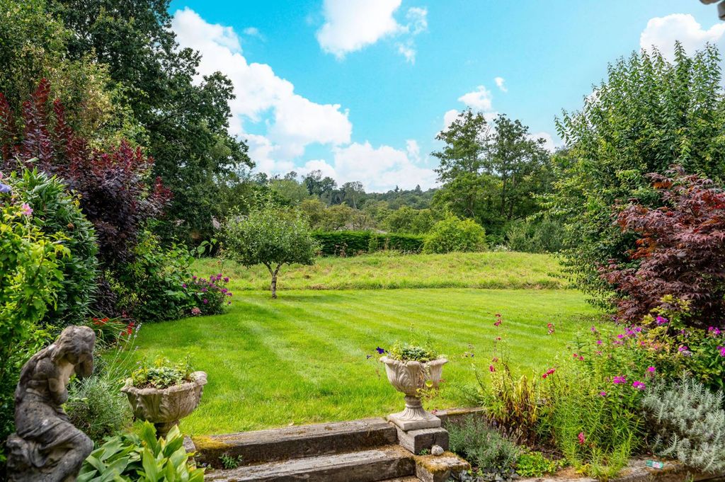 Property photo 2 of 24