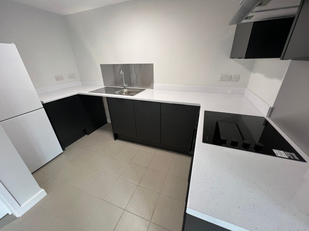 Property photo 2 of 13 2451895