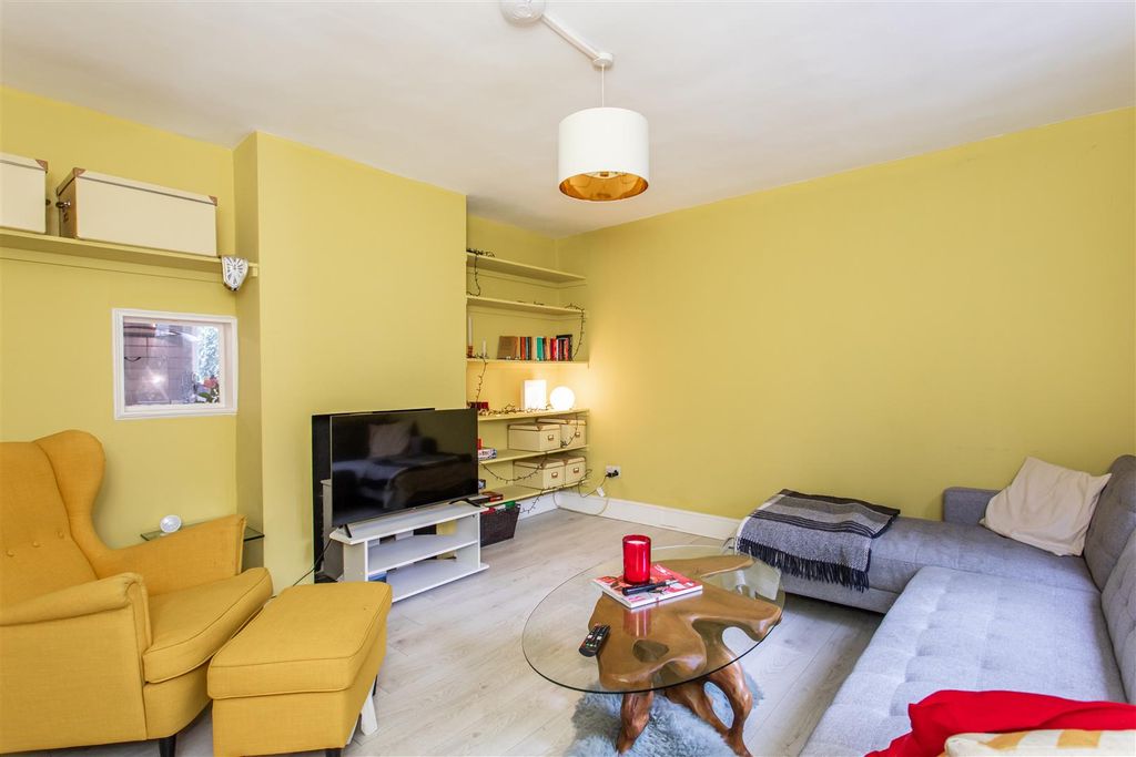 Property photo 2 of 18 Rceeption