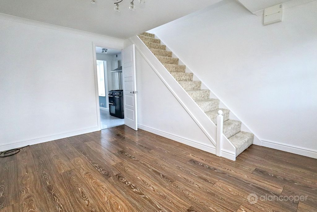 Property photo 3 of 22 5562383