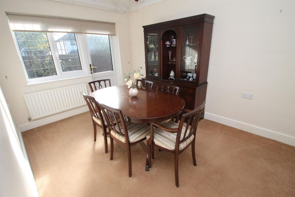 Property photo 3 of 11 Img_9747.Jpg