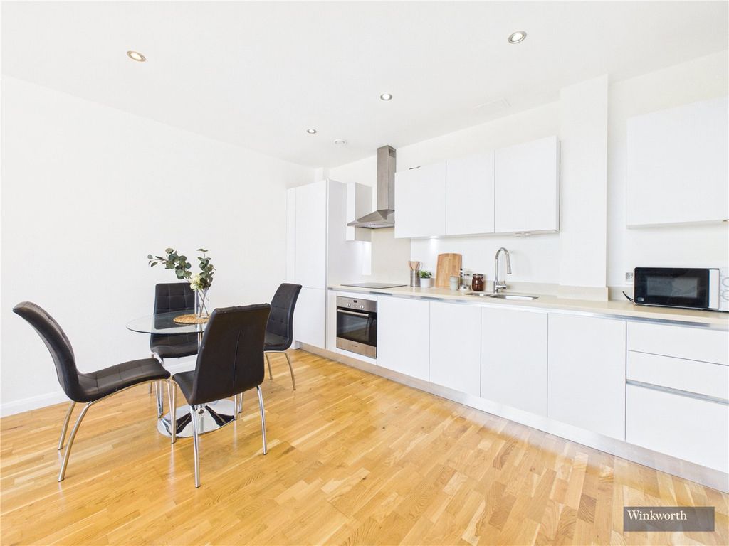 Property photo 3 of 10 Picture No. 05