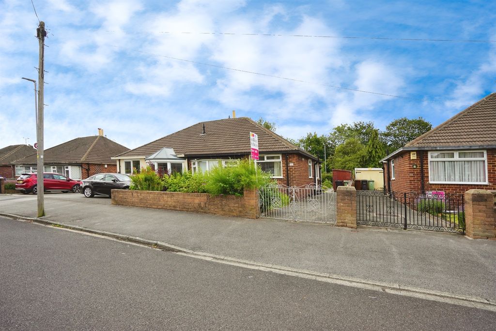 Property photo 1 of 19