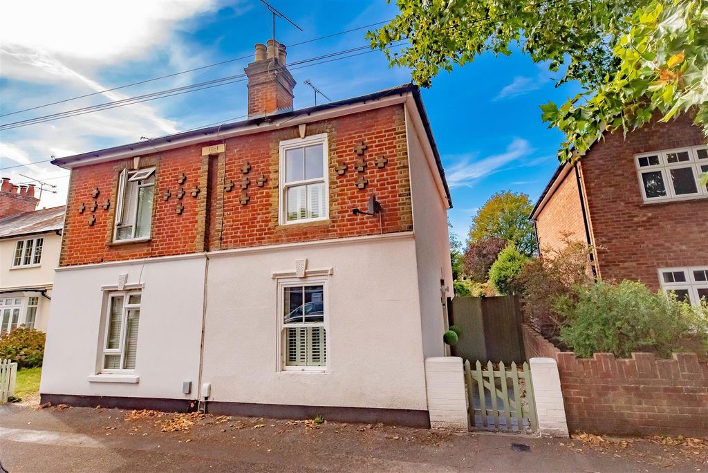 Property photo 1 of 16