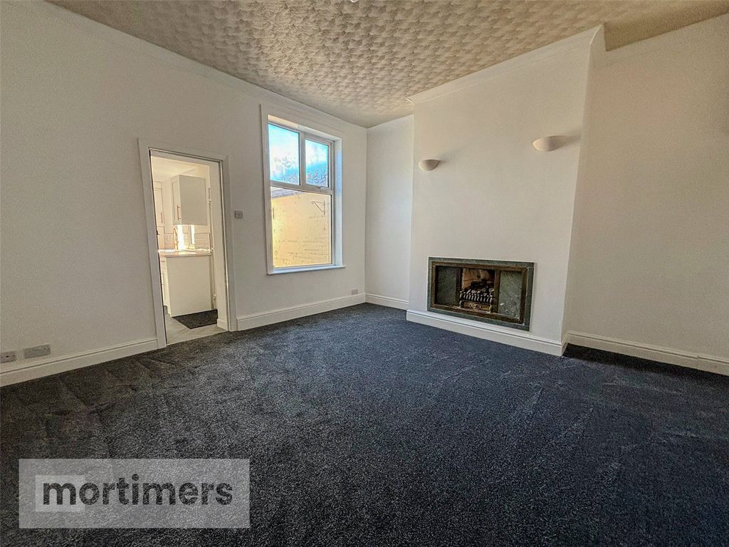 Property photo 2 of 14 Dining Room