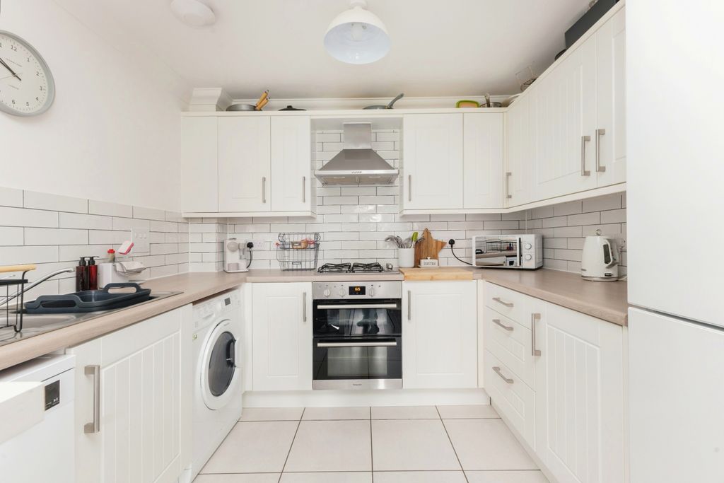 Property photo 3 of 15 Photography