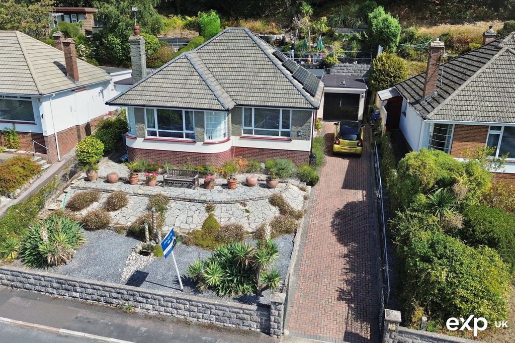 Property photo 1 of 30