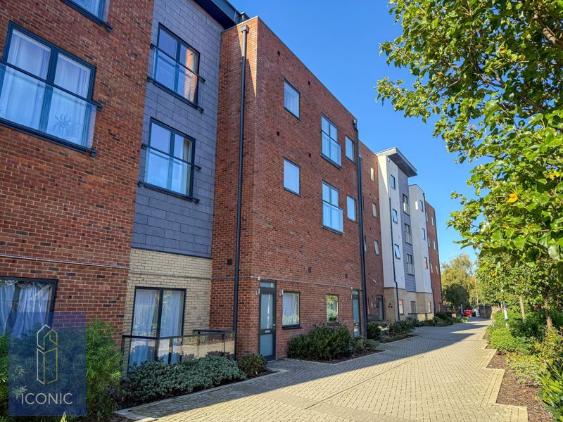 Property photo 1 of 14 Photo 12