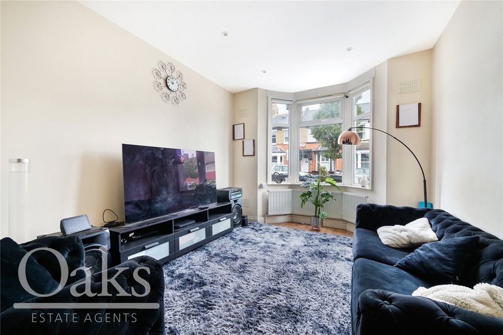 Property photo 2 of 13 Picture No. 02