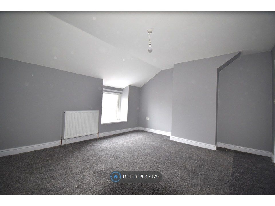 Property photo 2 of 21 Bedroom 4