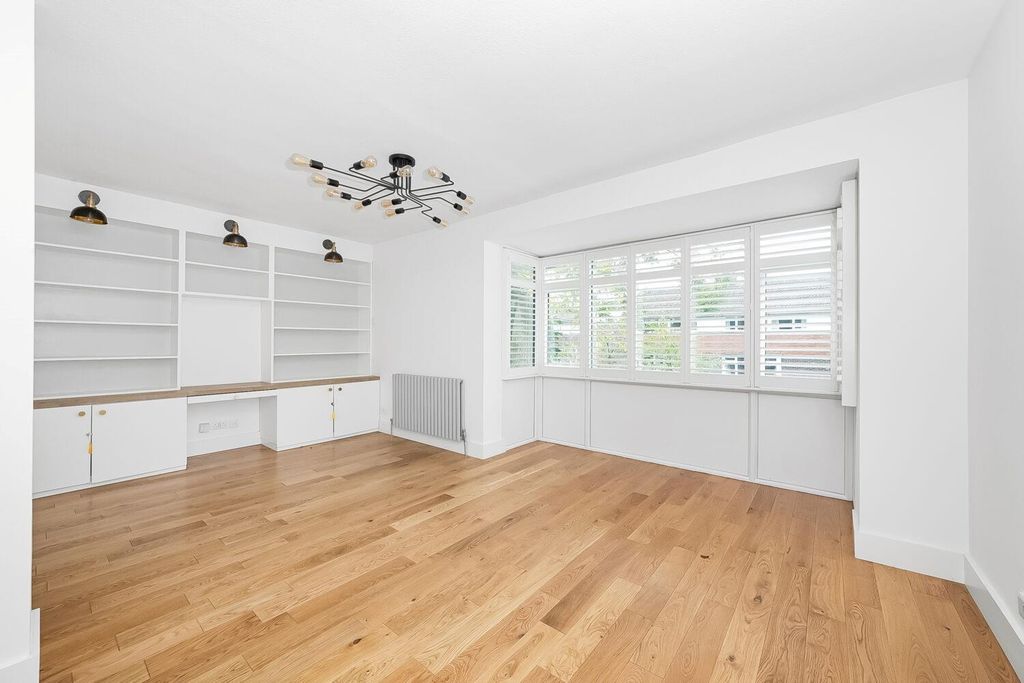 Property photo 3 of 10 3.Jpg