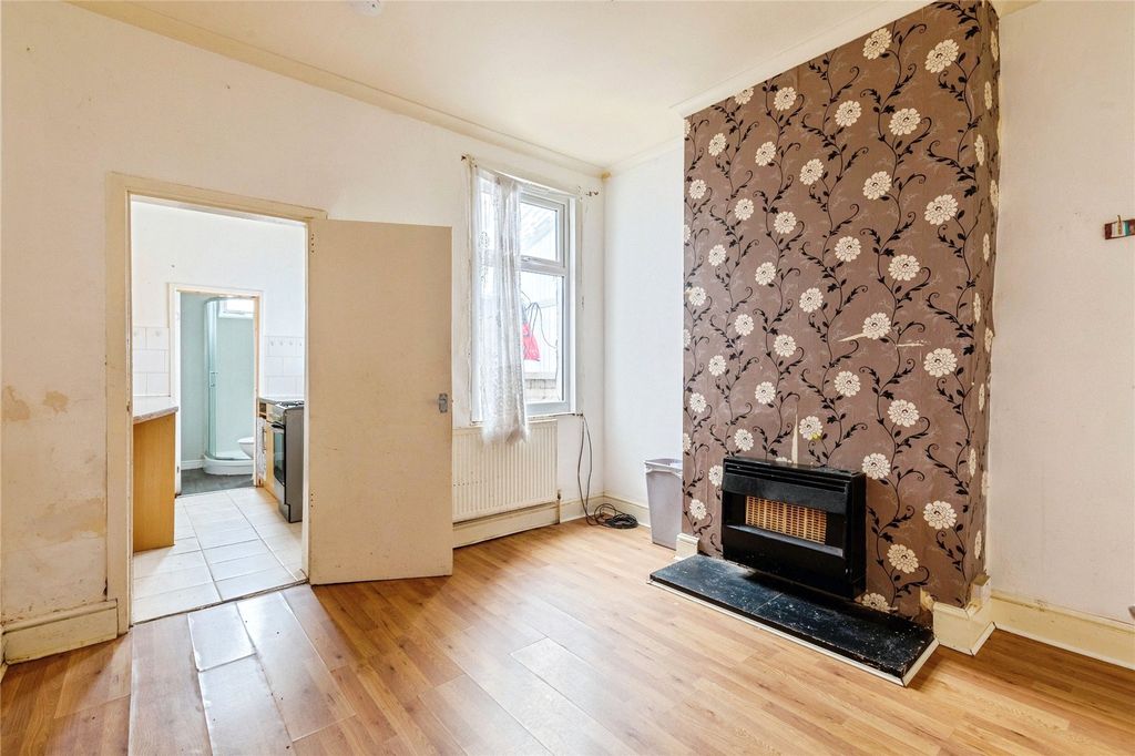 Property photo 2 of 15 Picture No. 09