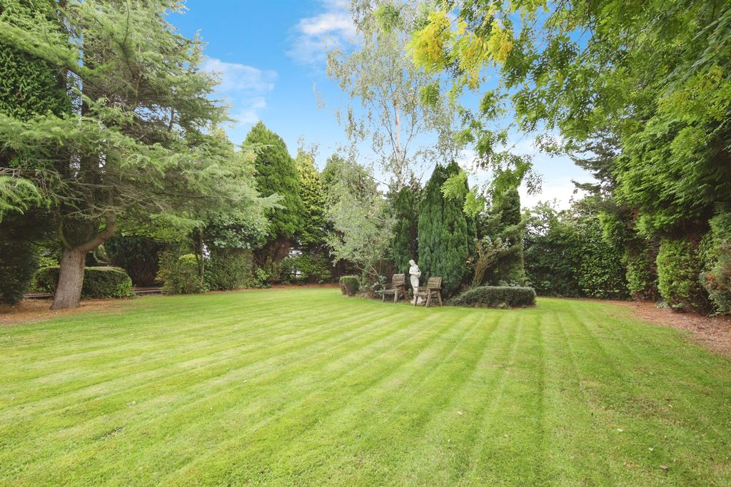 Additional image 10 of 7 bed detached house for saleGreen End Road, Fillongley CV7