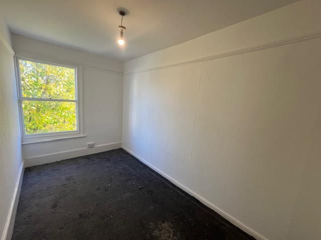 Property photo 3 of 11 Image - 11.Jpg