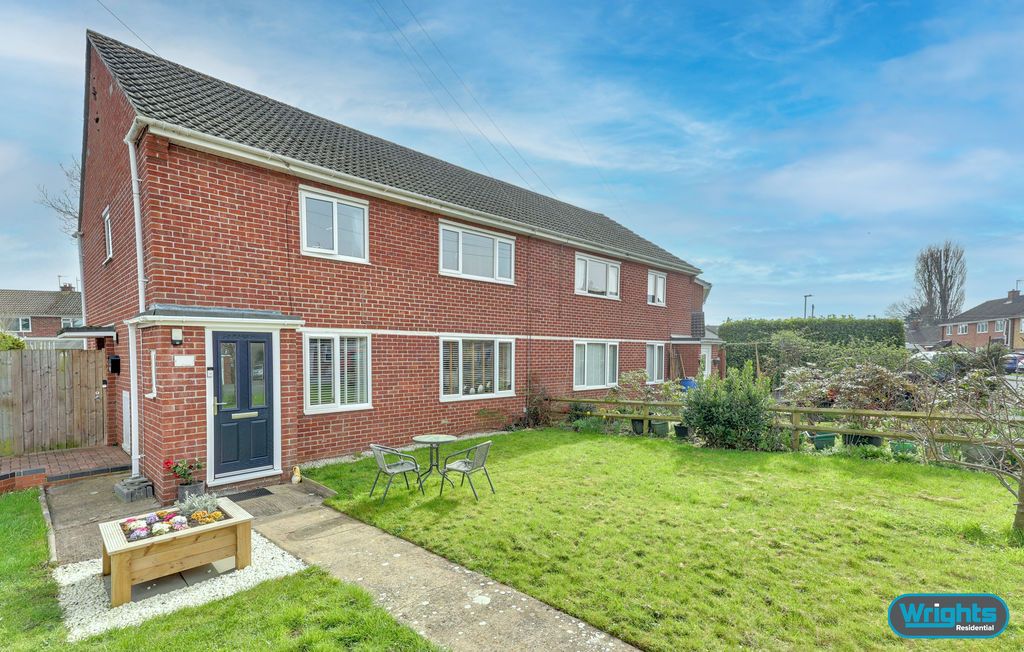 Property photo 1 of 13 Photo 14