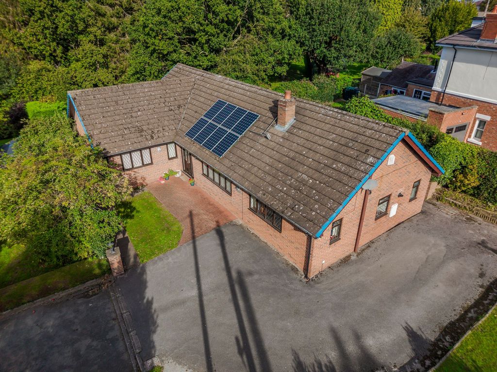 Property photo 2 of 28