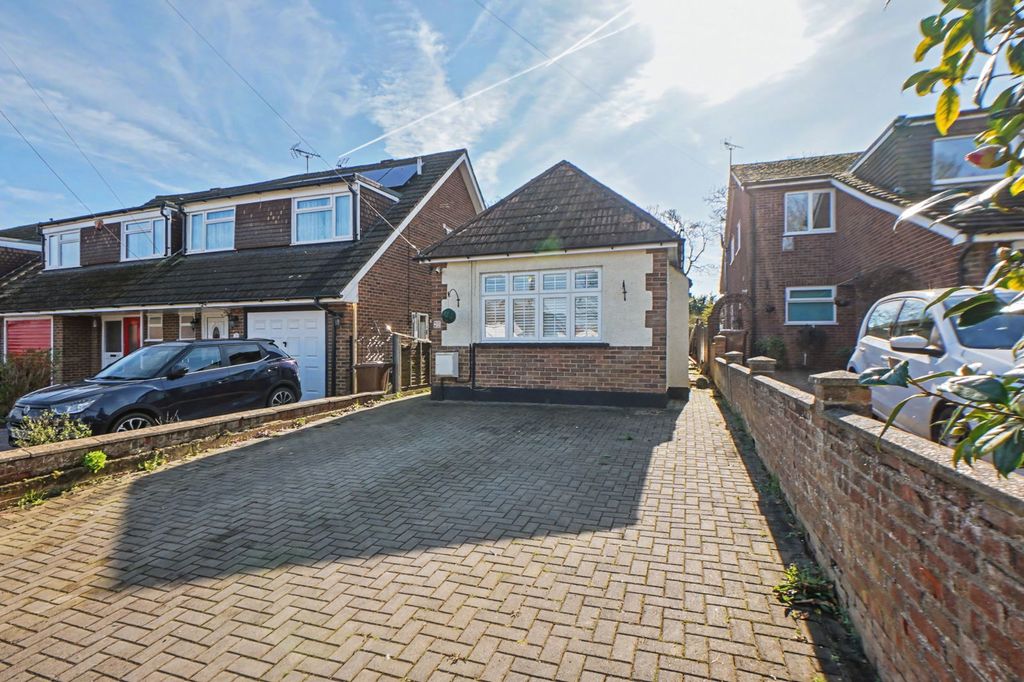 Property photo 3 of 25