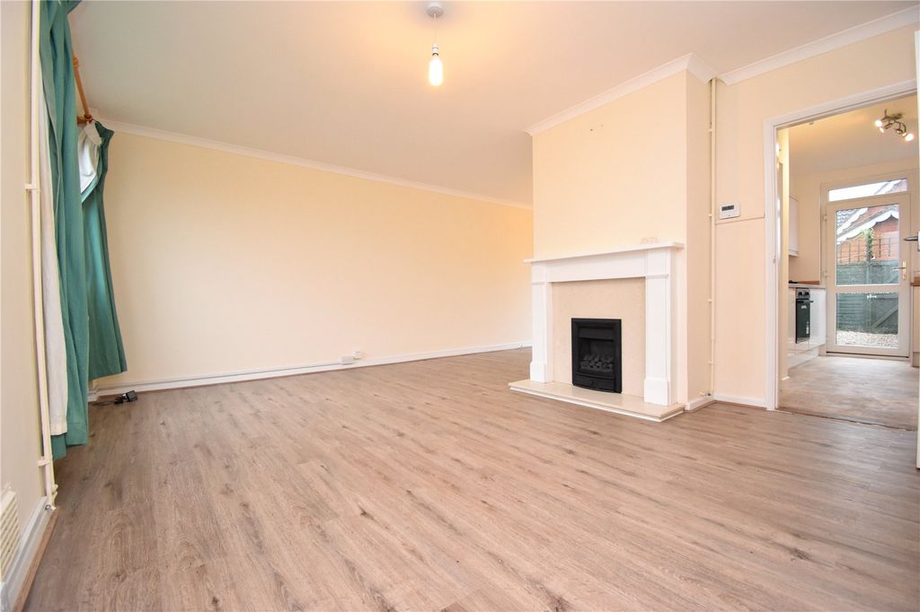 Property photo 2 of 12 Picture No. 01