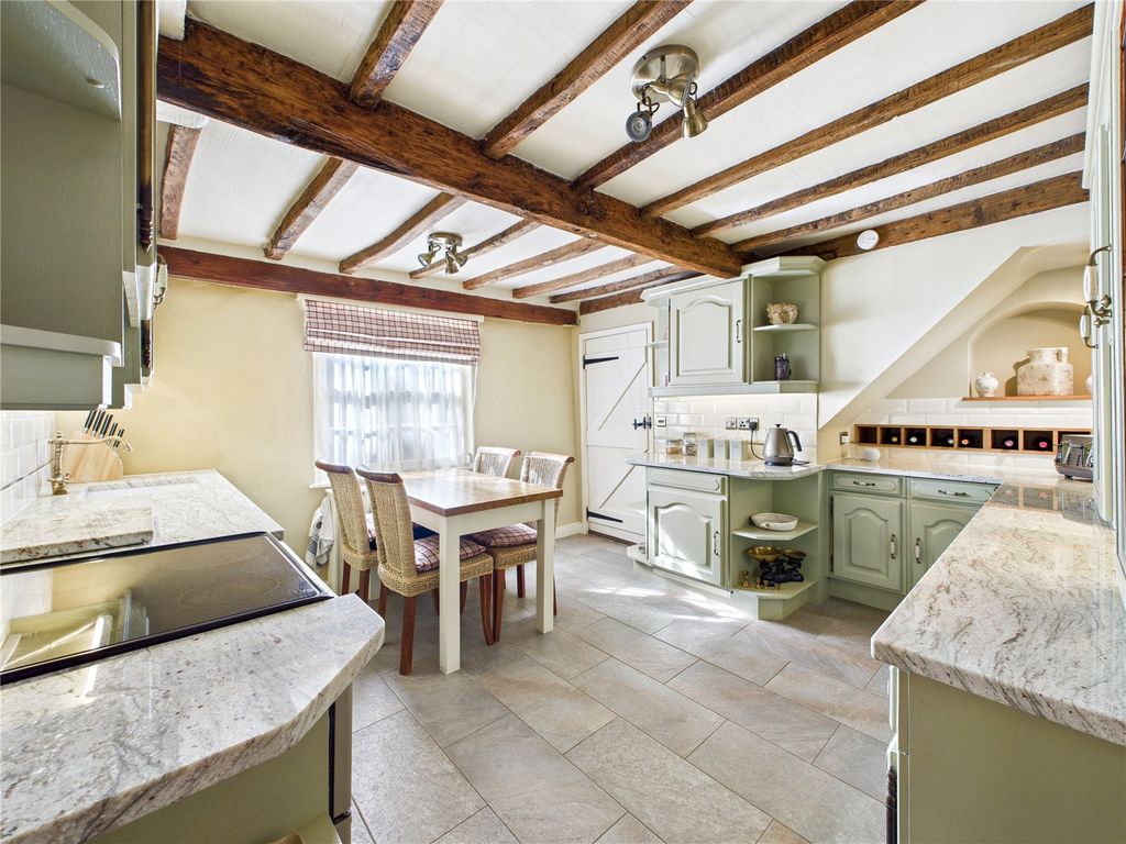 Property photo 2 of 34 Picture 2