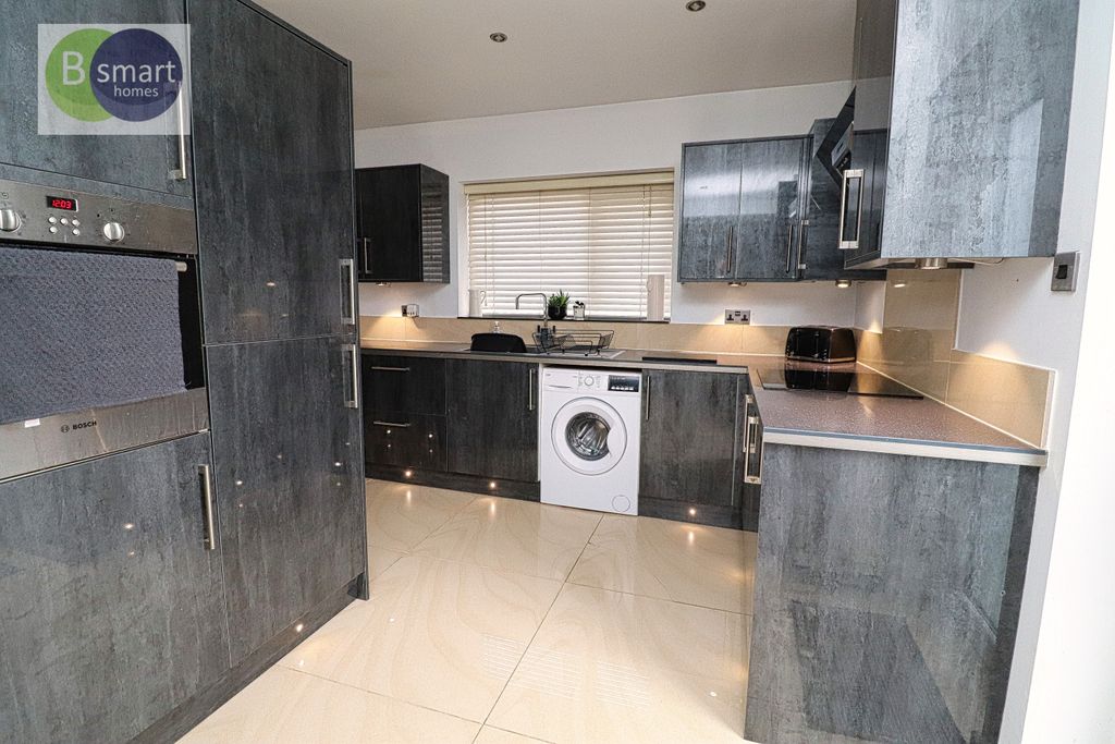 Property photo 3 of 16 Img_4444
