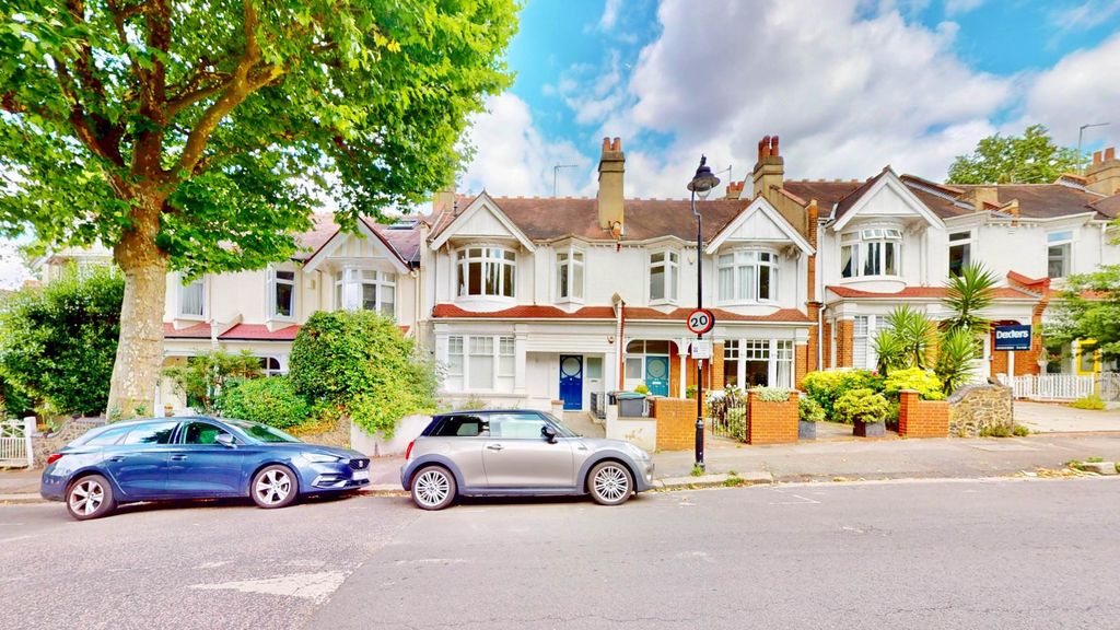 Property photo 1 of 10
