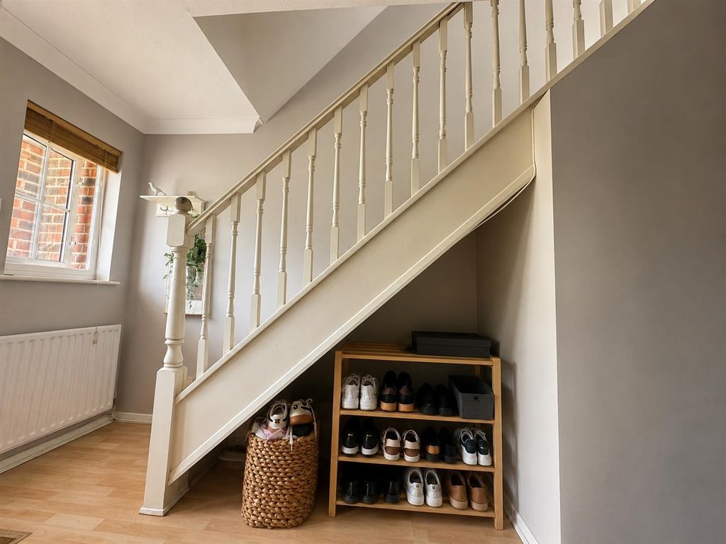 Property photo 2 of 16 Staircase.Jpeg