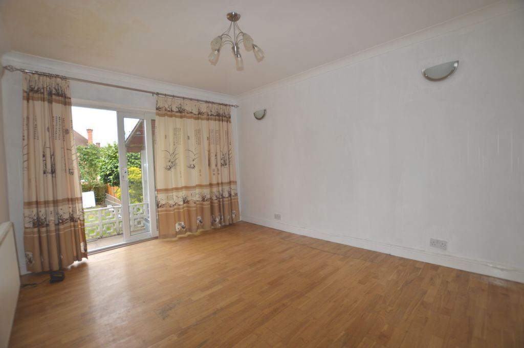 Property photo 2 of 10 Dining Room