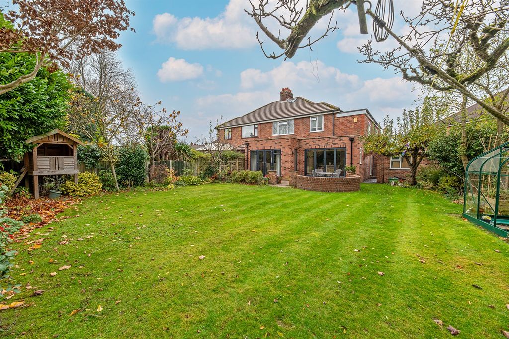 Property photo 1 of 25 (Main)