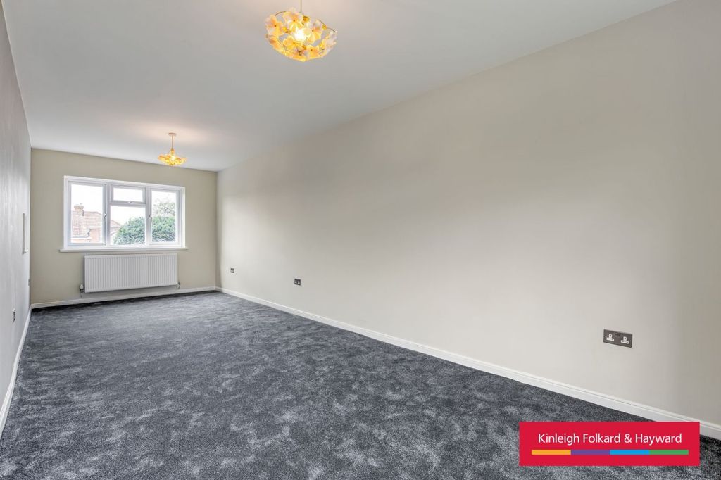 Property photo 3 of 15 Picture No. 11