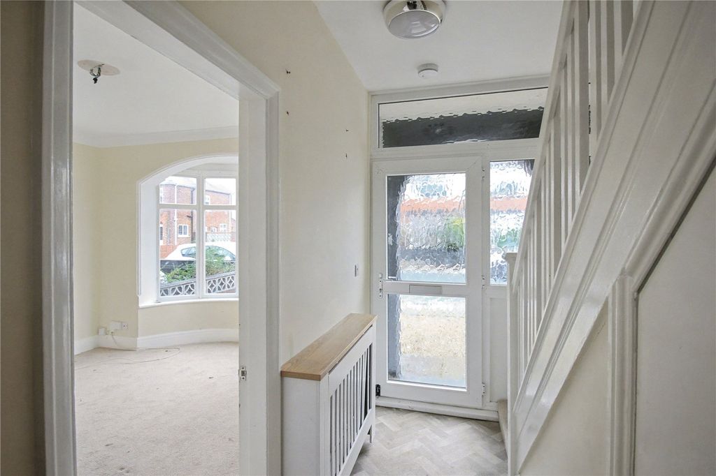 Property photo 2 of 12 Picture No. 19