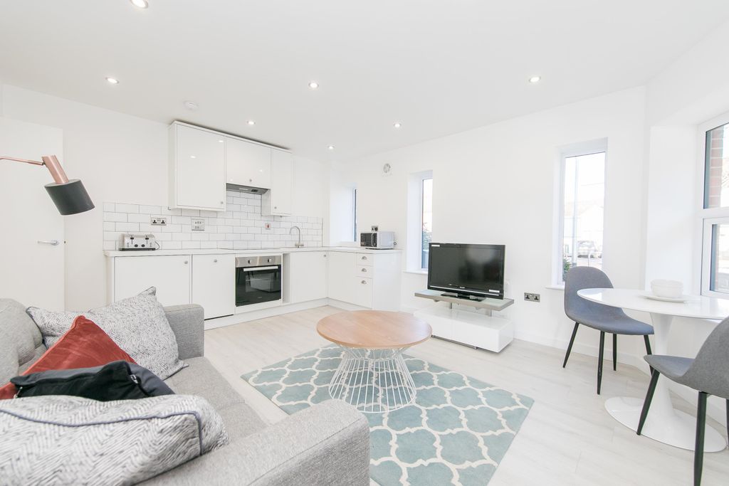 Property photo 2 of 5 Living Room